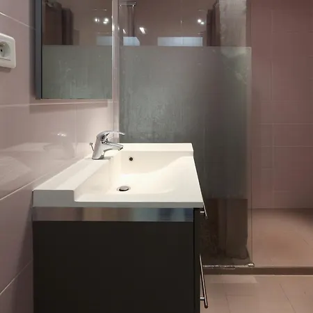 In With Ac Terrace & Pool - Benakey Apartment Antibes